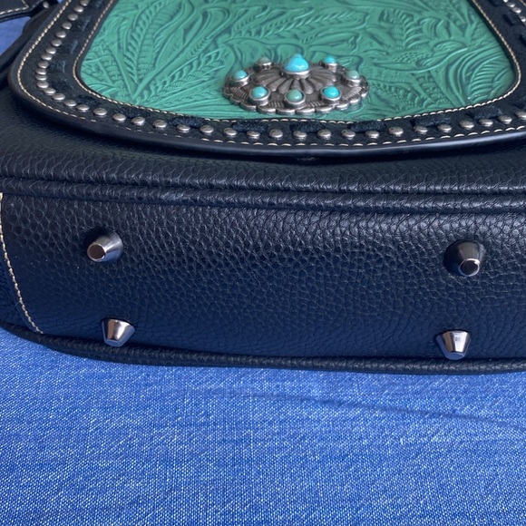 Trinity Ranch shoulder bag - Picture 6 of 6